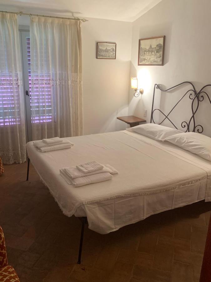 Appartamenti Agriturismo La Canonica Certaldo Buitenkant foto