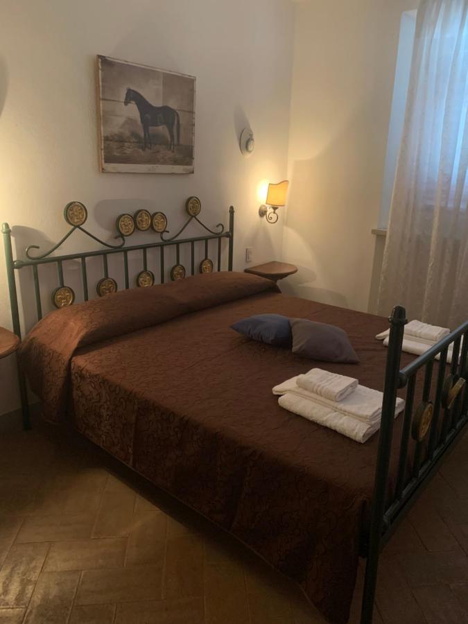 Appartamenti Agriturismo La Canonica Certaldo Buitenkant foto