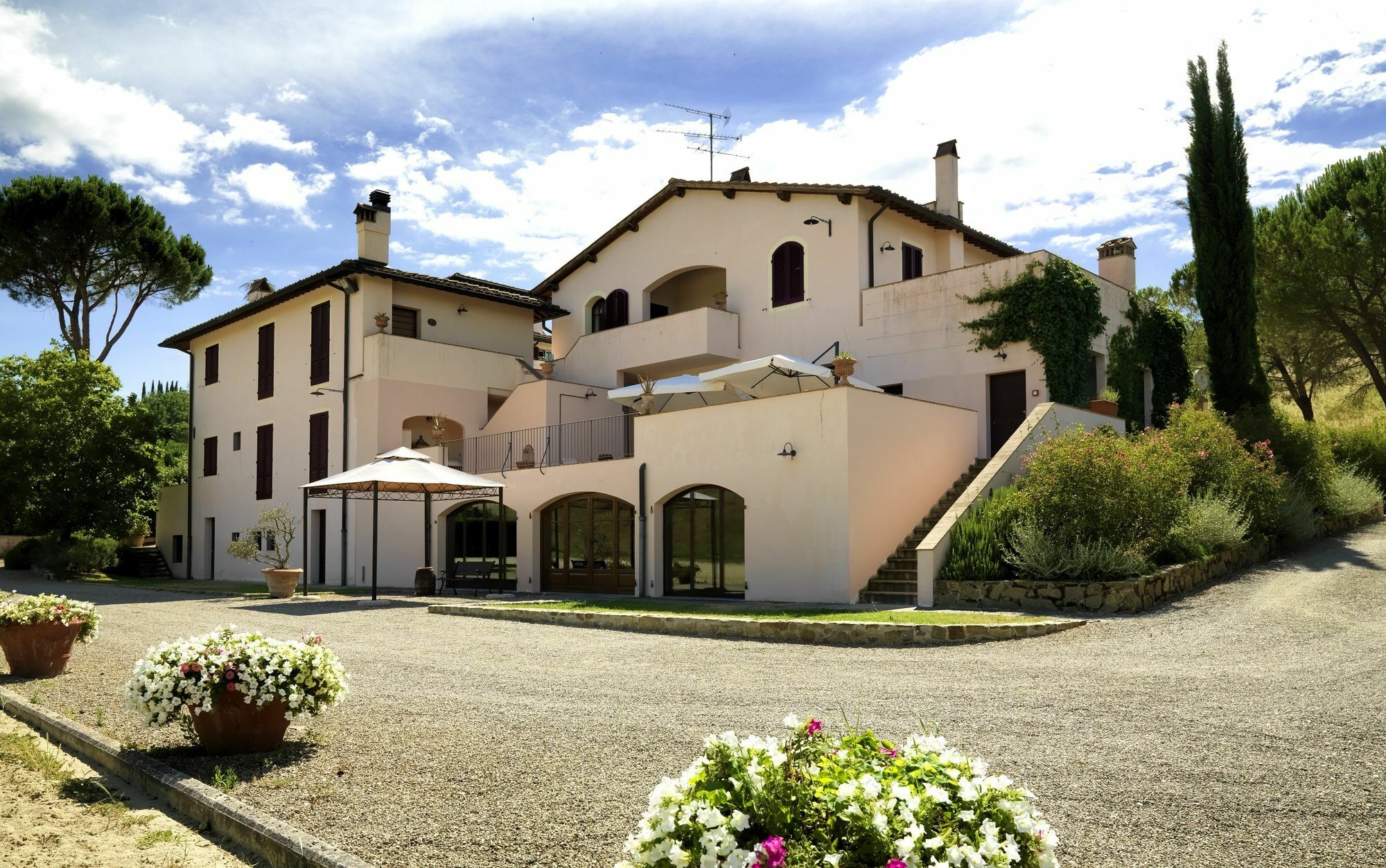 Appartamenti Agriturismo La Canonica Certaldo Buitenkant foto